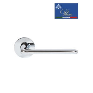 Дверная ручка на розетке Portuno Plana 112.01 полированный хром