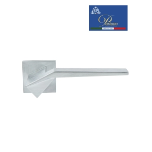 Дверная ручка на розетке Portuno Origami 205.02 Матовый хром