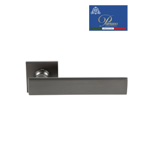 Дверная ручка на розетке Portuno Star 220.05 Матовый графит