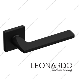 Дверная ручка Quattro 1860 черный квадратное основание