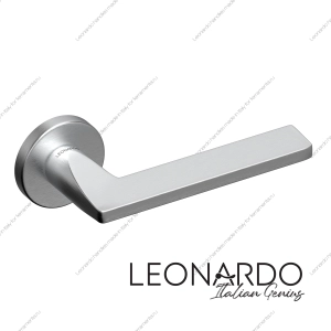 Дверная ручка Quattro 1860 матовый хром круглое основание